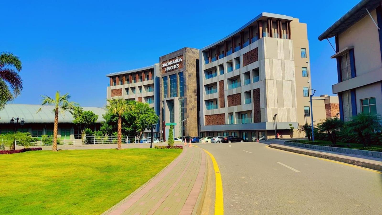 Jacaranda Heights Hotel Islamabad Buitenkant foto